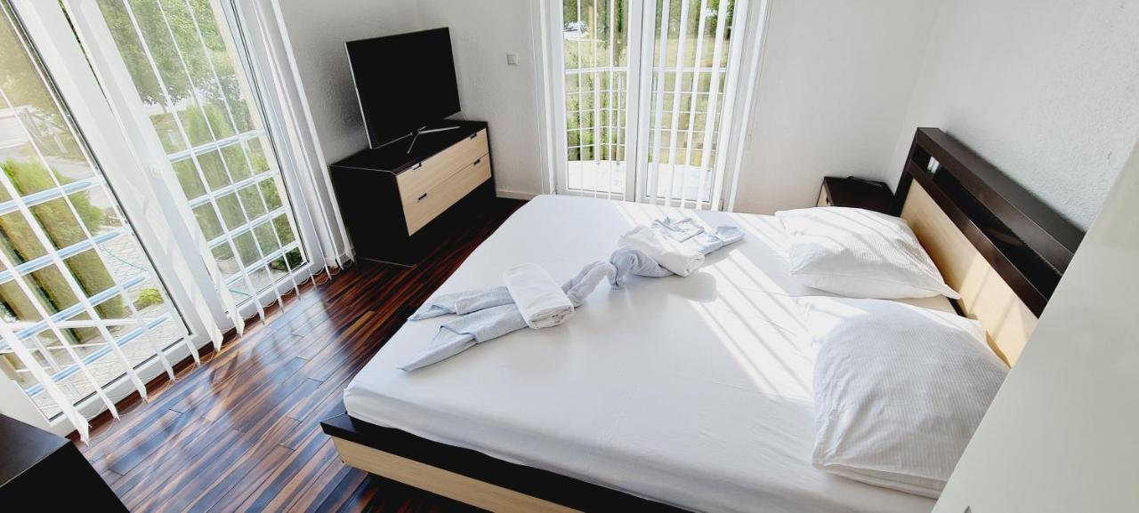 Motel Bella Ljesevo Bagian luar foto