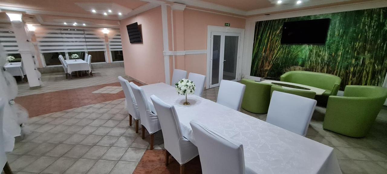 Motel Bella Ljesevo Bagian luar foto