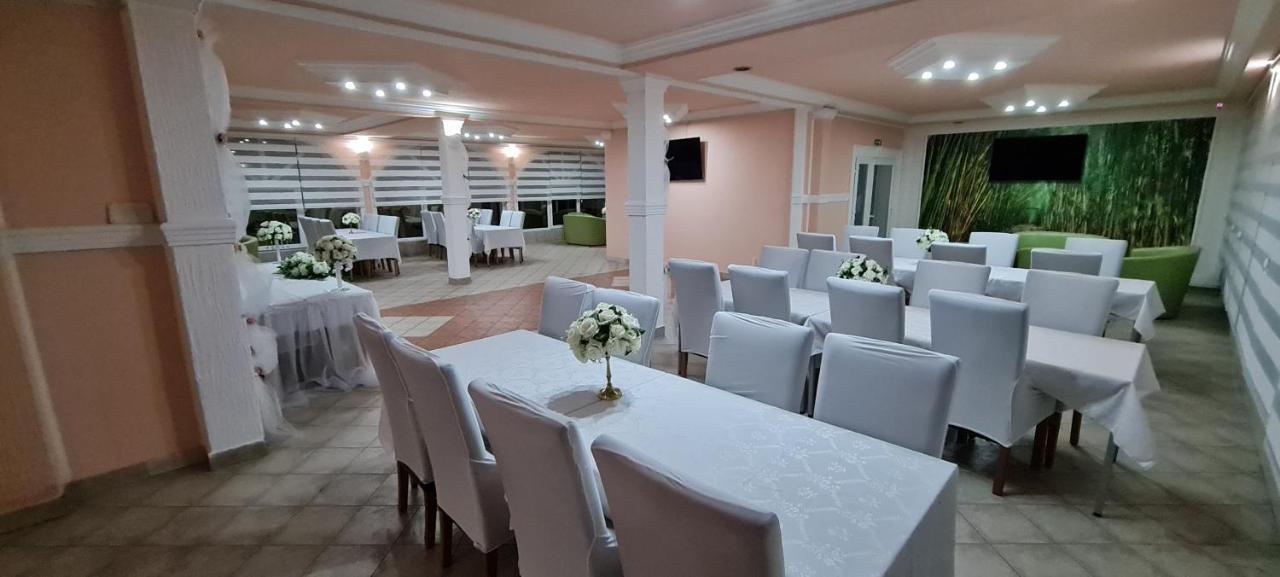 Motel Bella Ljesevo Bagian luar foto